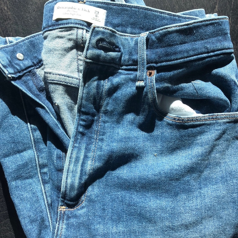 Abercrombie Jeans!